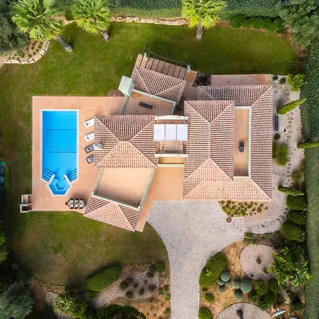 Villa In Carvoeiro Near Sea Beach