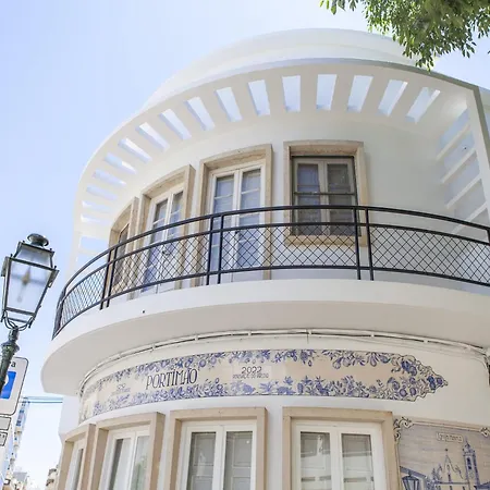 Villa In Carvoeiro Near Sea Beach فيلة